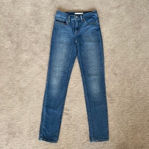 Levi’s 311 Shaping Skinny size 25